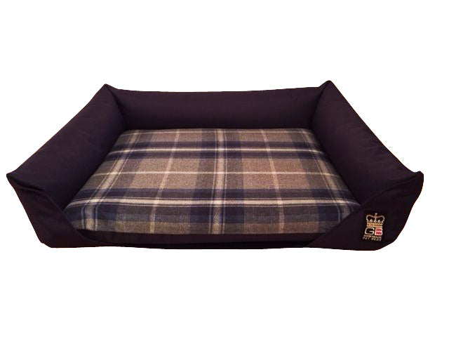 Partial Waterproof Setee Dog Bed with Fabric Pattern & Reversible Pad