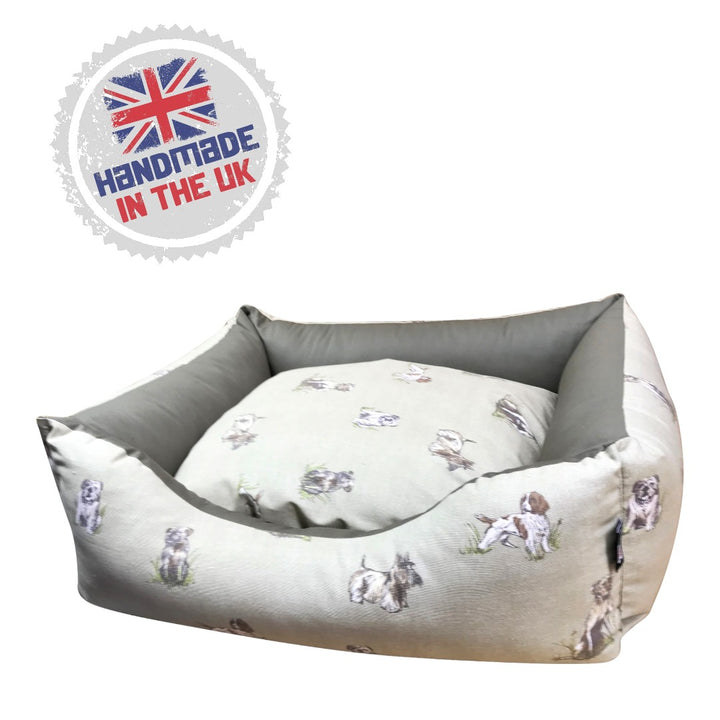 Country Dogs Settee 84cm x 69cm (One Size Only)